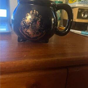 Harry Potter black and gold cauldron shaped coffee mug